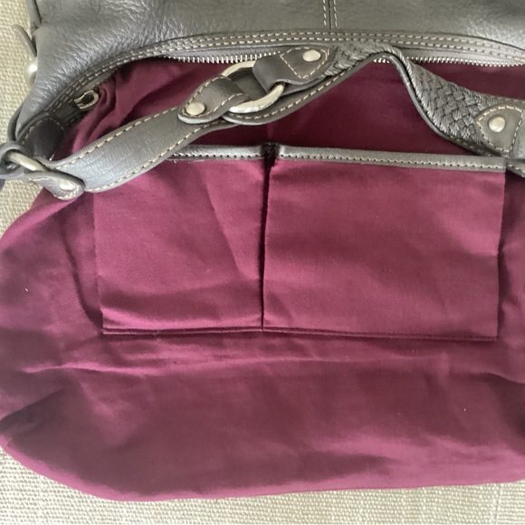 The Sak Gray Leather Shoulder Bag - Picture 8 of 9